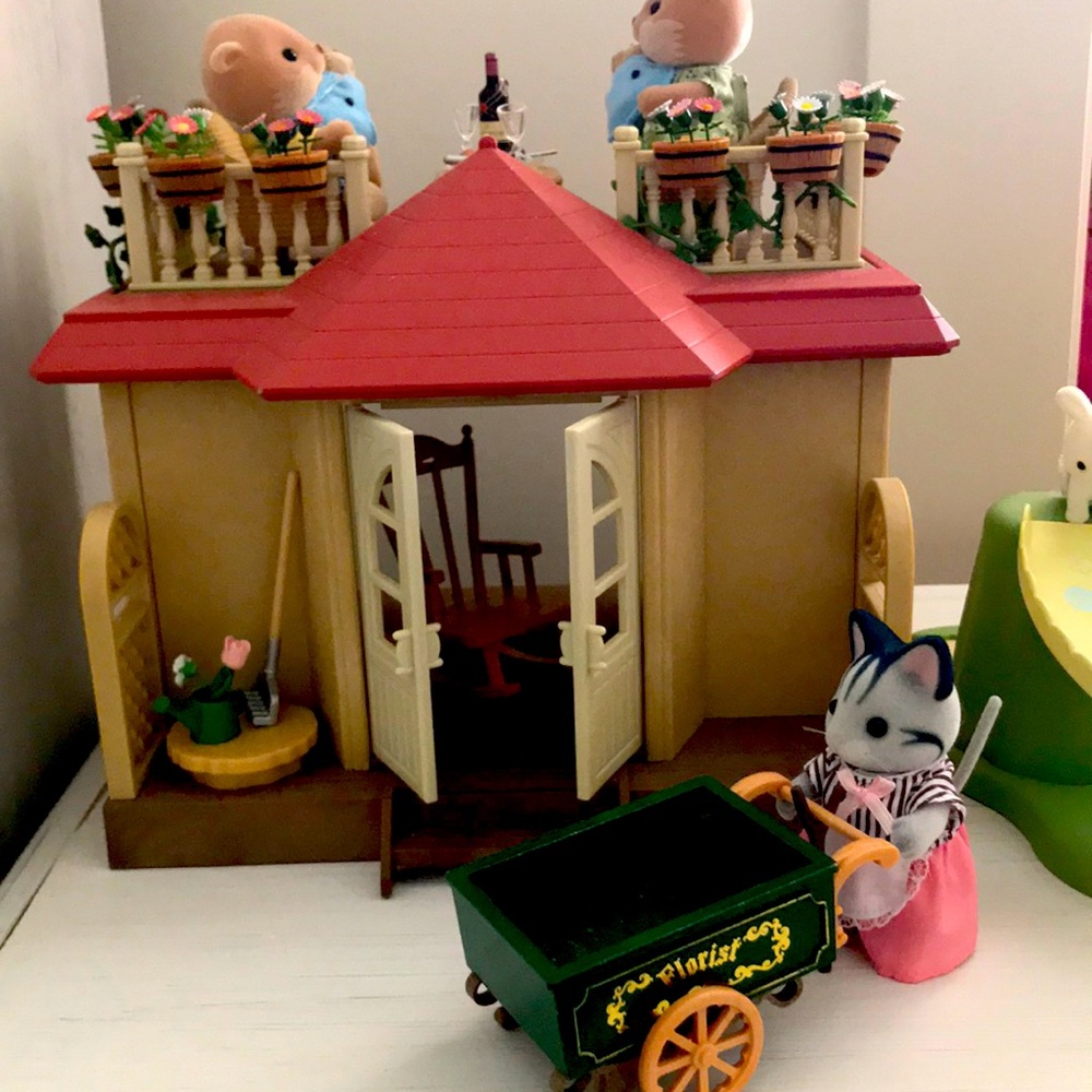 Sylvanian Families red roof conservatory